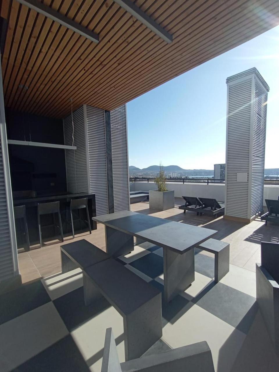 Fabuloso Departamento Con Panoramica Vista Al Mar, A La Herradura Y A La Ciudad Apartamento