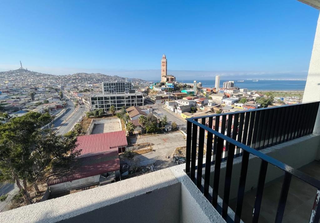 Fabuloso Departamento Con Panoramica Vista Al Mar, A La Herradura Y A La Ciudad Apartamento *