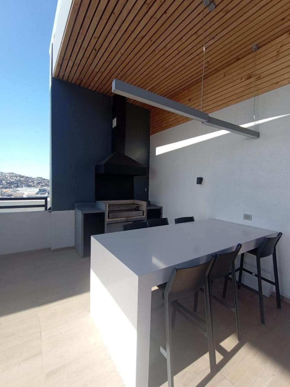 Fabuloso Departamento Con Panoramica Vista Al Mar, A La Herradura Y A La Ciudad *